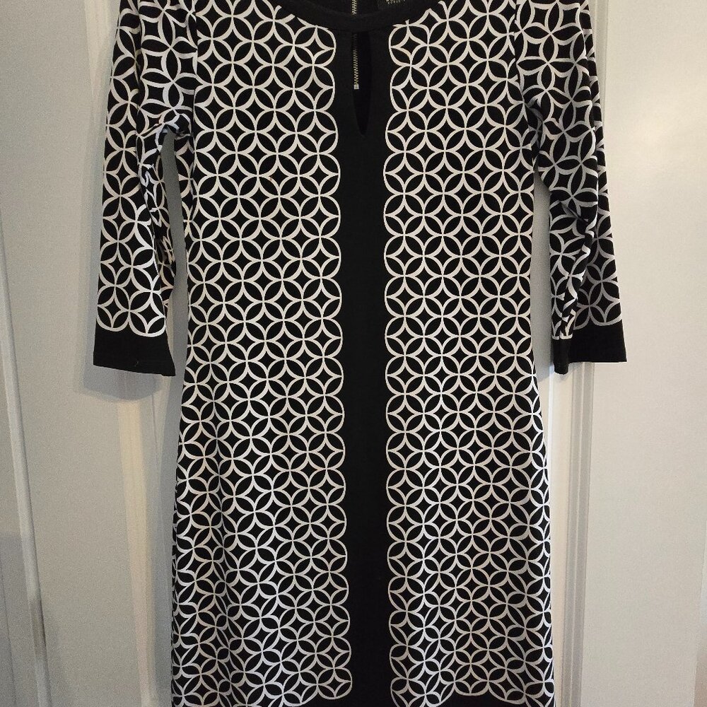 White House Black Market ladies dress